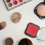 BENESSERE – Nuove regole europee sui cosmetici: cosa cambia dal 1° maggio 2026