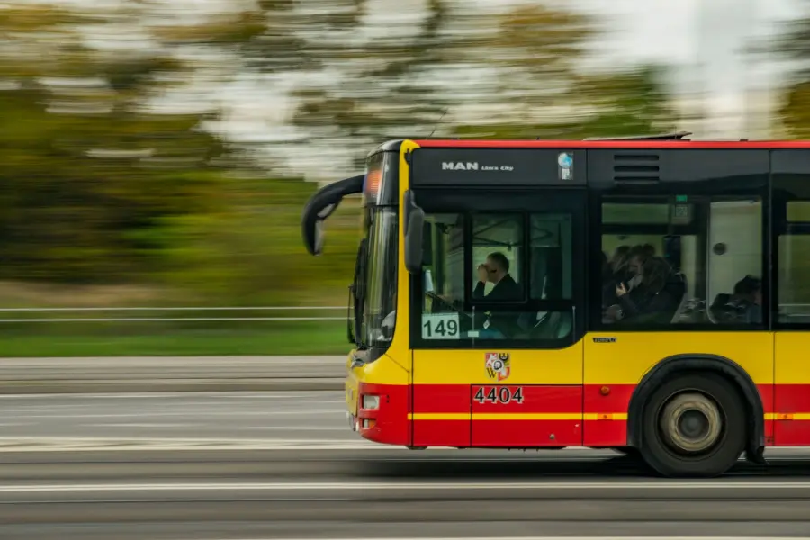 Autobus, credito d’imposta carburanti esteso al trasporto passeggeri