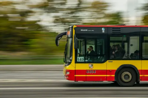 Autobus, credito d’imposta carburanti esteso al trasporto passeggeri