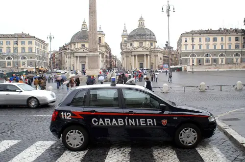 Verona, finta carabiniera tenta truffa a un’anziana: arrestata
